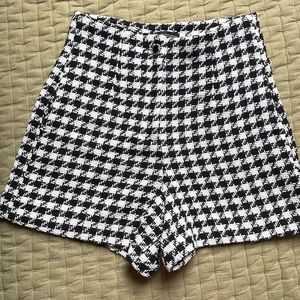 Zara houndstooth high waisted shorts